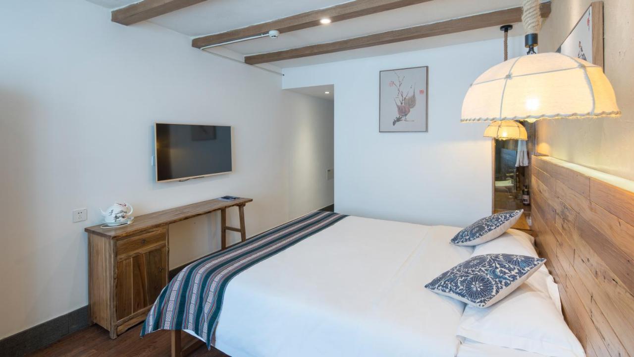 Floral Hotel · Yuexiang Inn Wuzhen Jiaxing Exterior foto